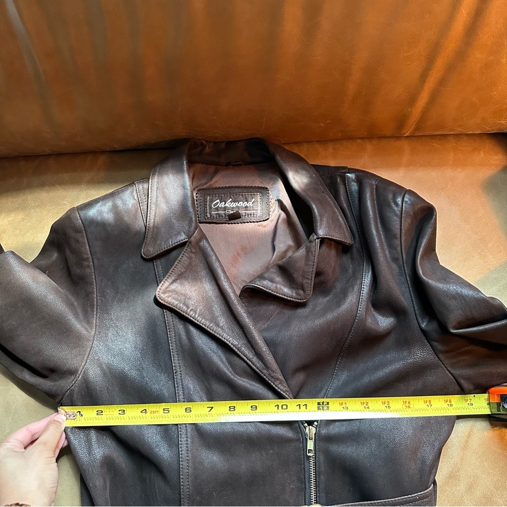 Vintage dark brown leather belted zip jacket western
Y2K buttery soft coastal - Picture 7 of 15